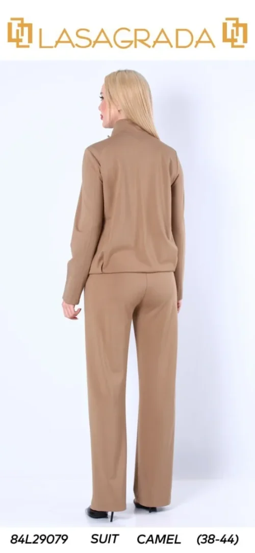 Костюмы и комплекты LASAGRADA (Camel, модель L29079) оптом