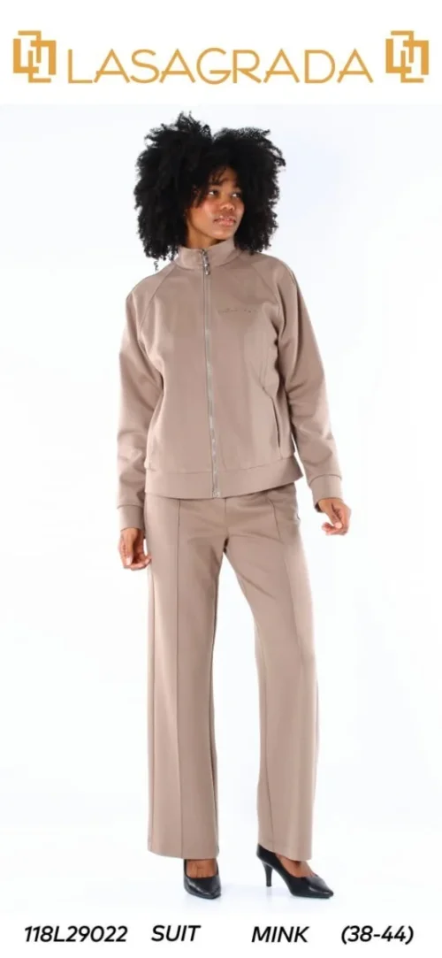 Костюмы и комплекты LASAGRADA (Beige, модель L29022) оптом